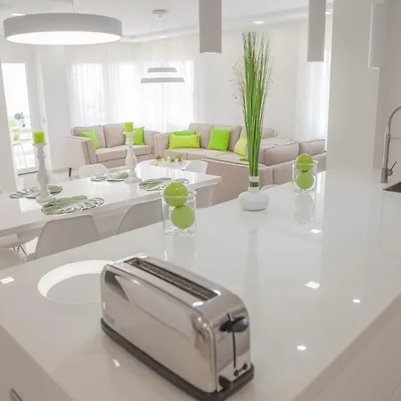 Apartament Puerto Marina *